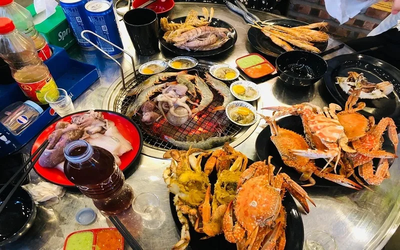 cam nang di cat ba tu tuc di dau an gi choi gi tu az